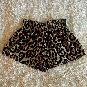 Elastic waist, comfortable leopard print silky shorts. Great for vacation